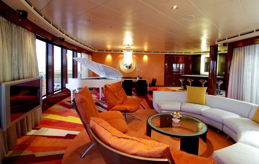 Specialistische reiniging van cruiseschepen